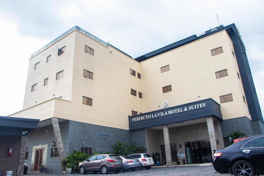 Perfecto La Villa Hotel And Suites Lagos Kültér fotó