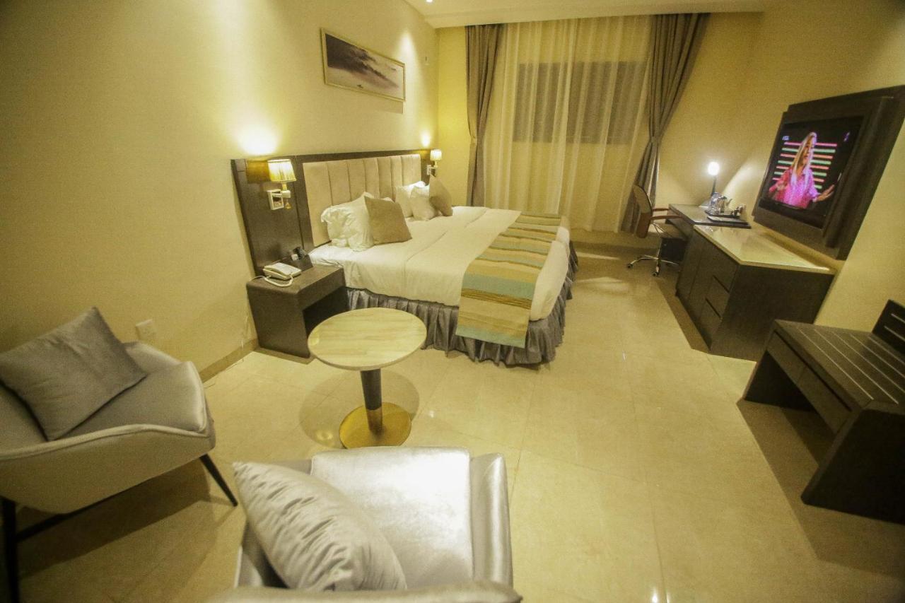Perfecto La Villa Hotel And Suites Lagos Kültér fotó